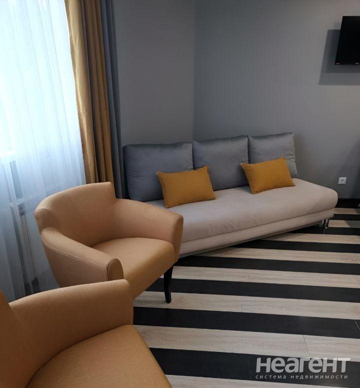 Продается 1-комнатная квартира, 47 м²