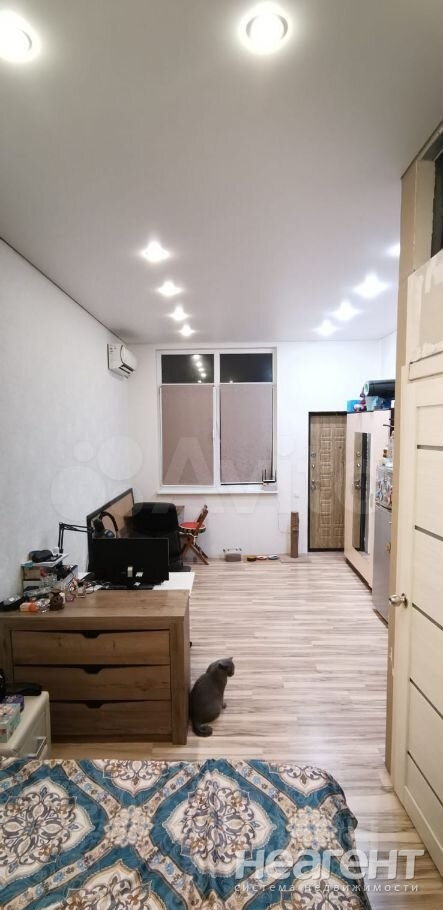 Продается 1-комнатная квартира, 36 м²