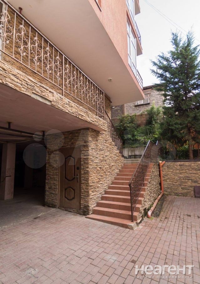 Продается 1-комнатная квартира, 36 м²