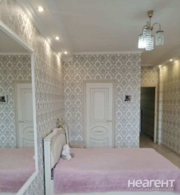 Продается 1-комнатная квартира, 37,5 м²