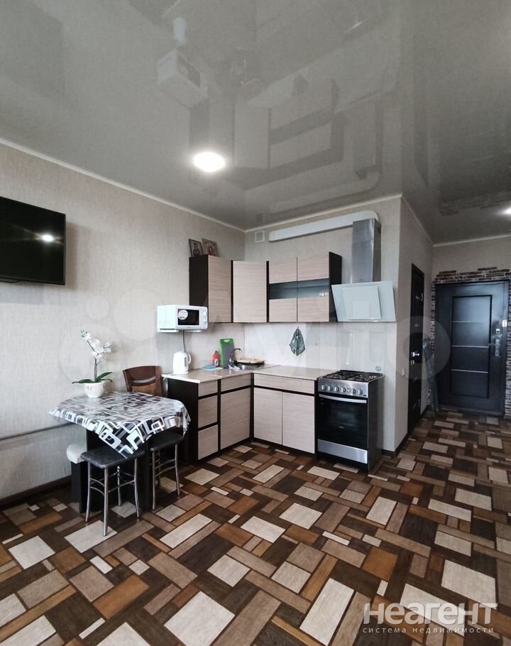 Продается 1-комнатная квартира, 30 м²