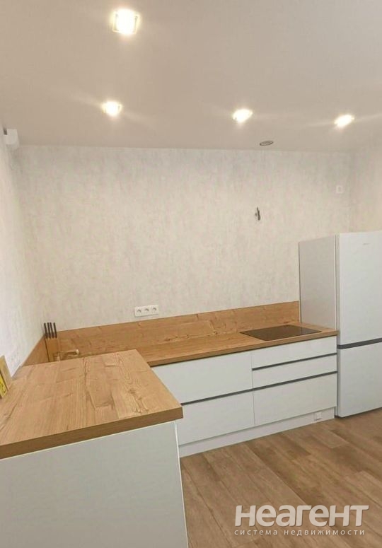 Продается 1-комнатная квартира, 32,8 м²