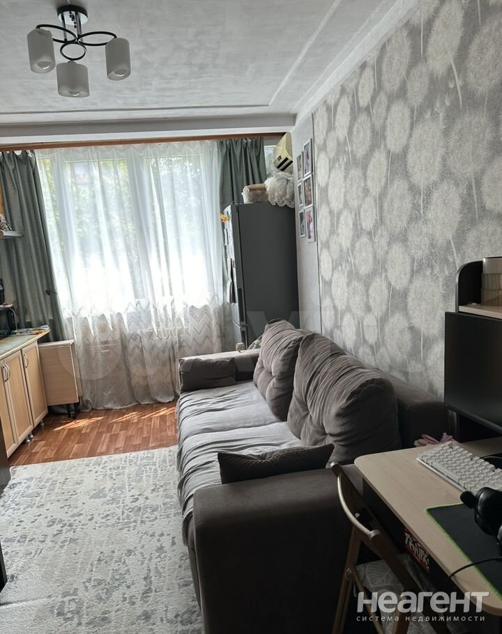 Продается 1-комнатная квартира, 18 м²