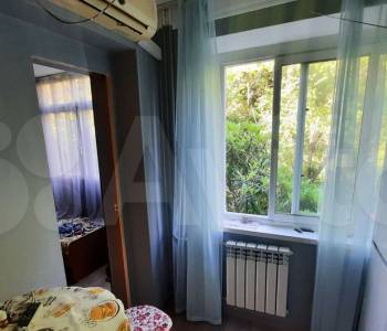 Продается 1-комнатная квартира, 36 м²