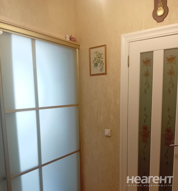 Продается 1-комнатная квартира, 33,9 м²