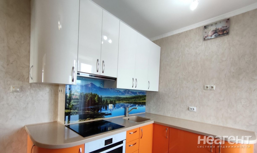 Продается 1-комнатная квартира, 41 м²