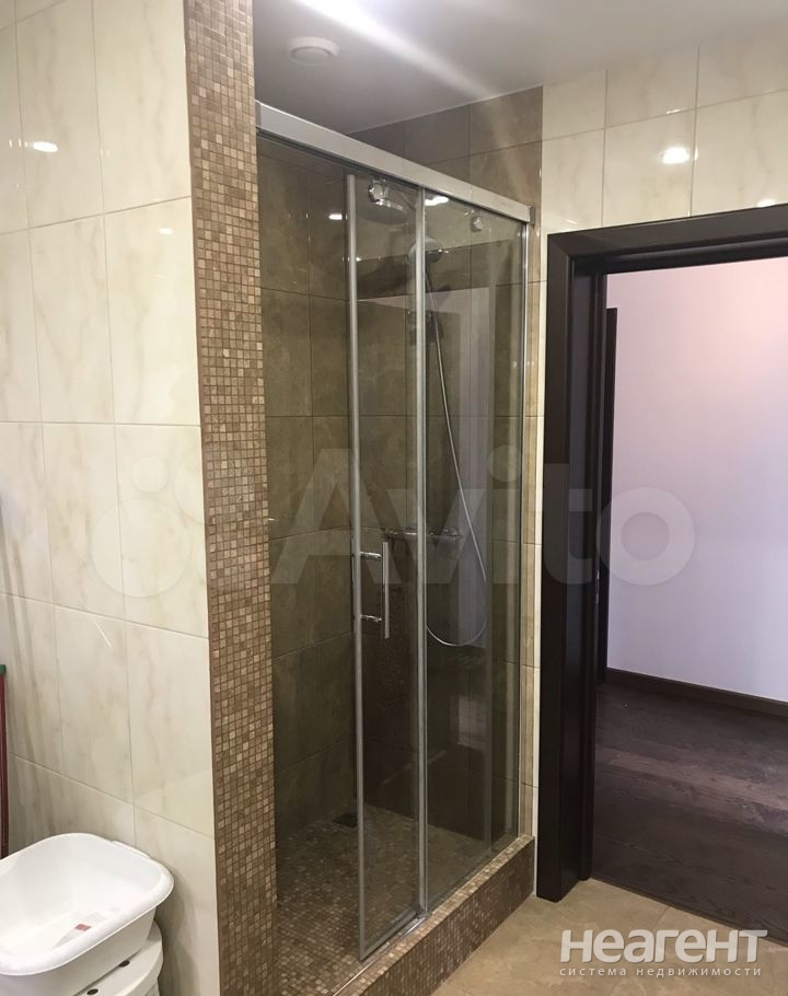 Продается 3-х комнатная квартира, 144 м²