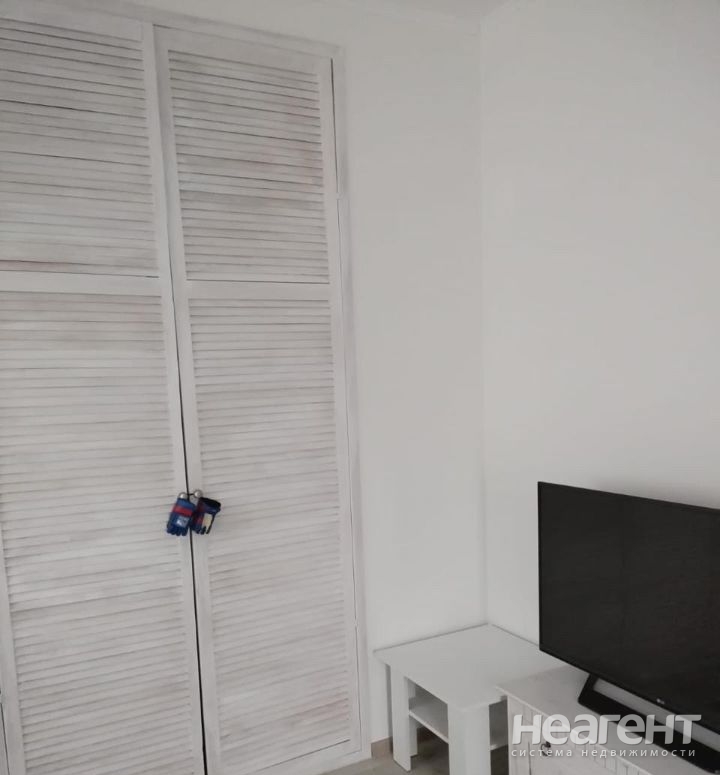 Продается 1-комнатная квартира, 30 м²