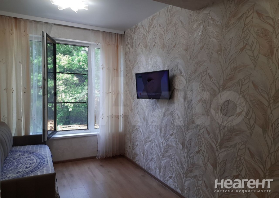 Продается 2-х комнатная квартира, 42 м²