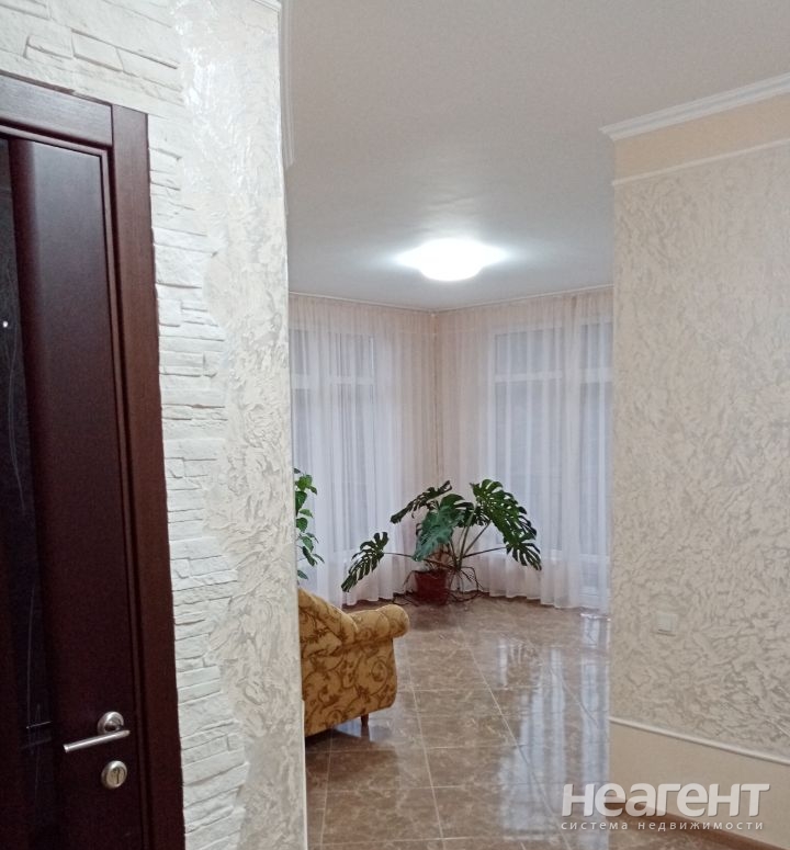 Продается Дом, 360 м²