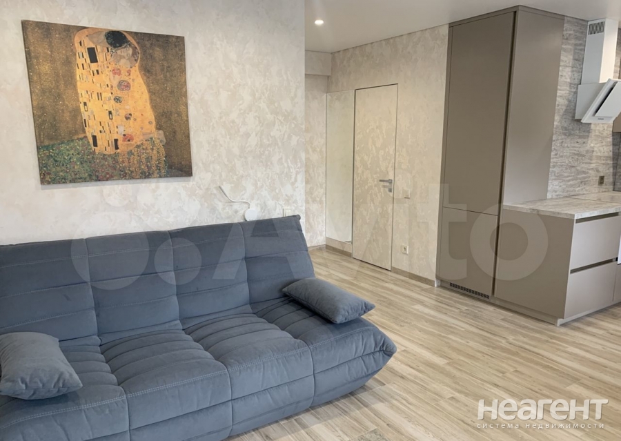 Продается 1-комнатная квартира, 32,7 м²