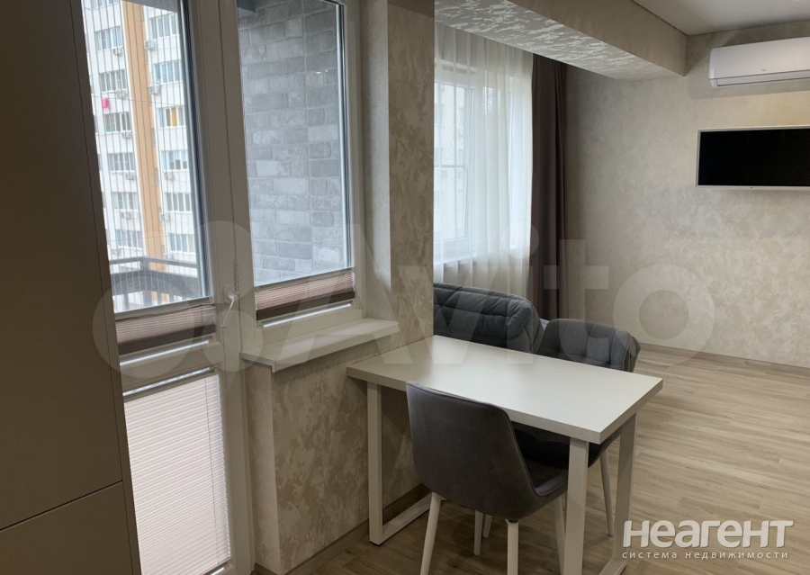 Продается 1-комнатная квартира, 32,7 м²