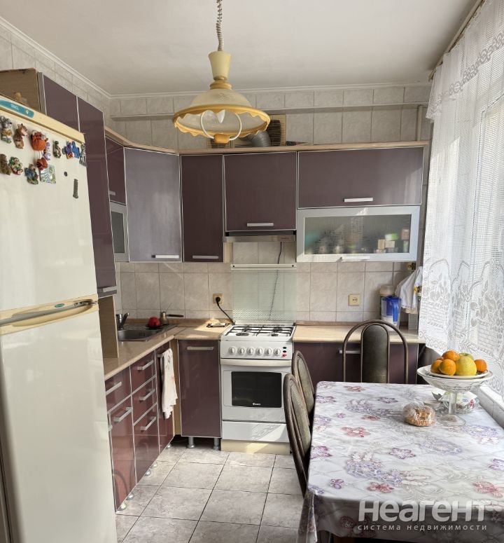 Продается Многокомнатная квартира, 84 м²