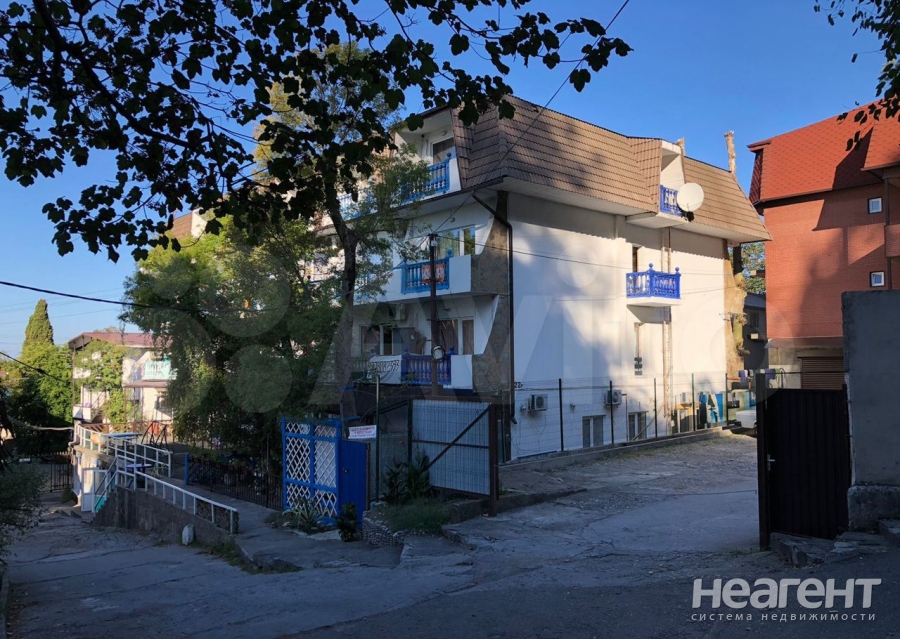 Продается 2-х комнатная квартира, 42 м²