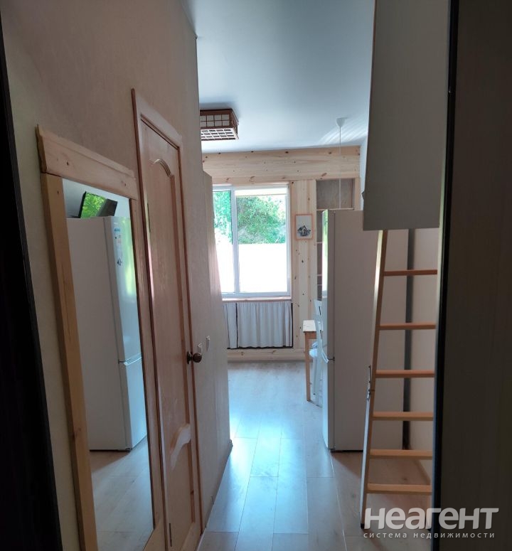 Сдается 1-комнатная квартира, 30 м²