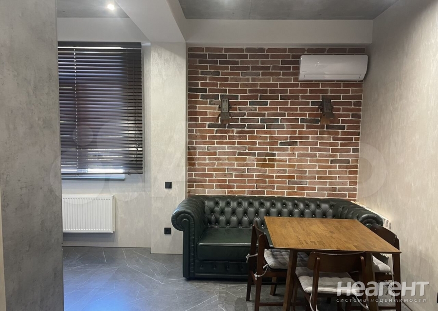 Продается 2-х комнатная квартира, 54 м²