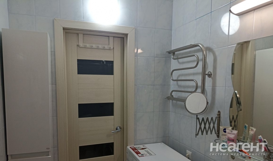 Продается 1-комнатная квартира, 36 м²