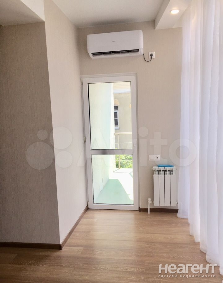 Сдается 2-х комнатная квартира, 70 м²