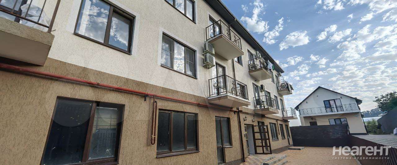 Продается 1-комнатная квартира, 41 м²