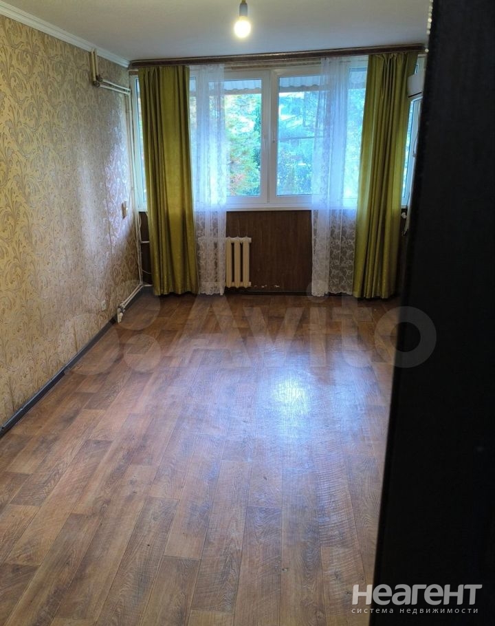 Продается 1-комнатная квартира, 15 м²