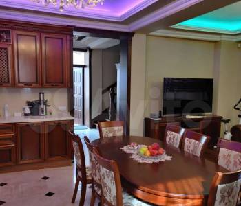 Продается Дом, 245 м²