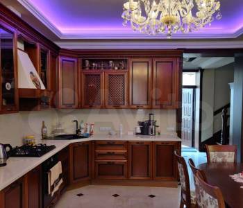 Продается Дом, 245 м²