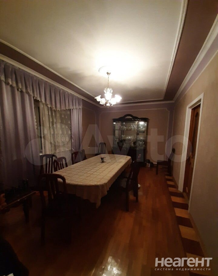 Продается Дом, 480 м²