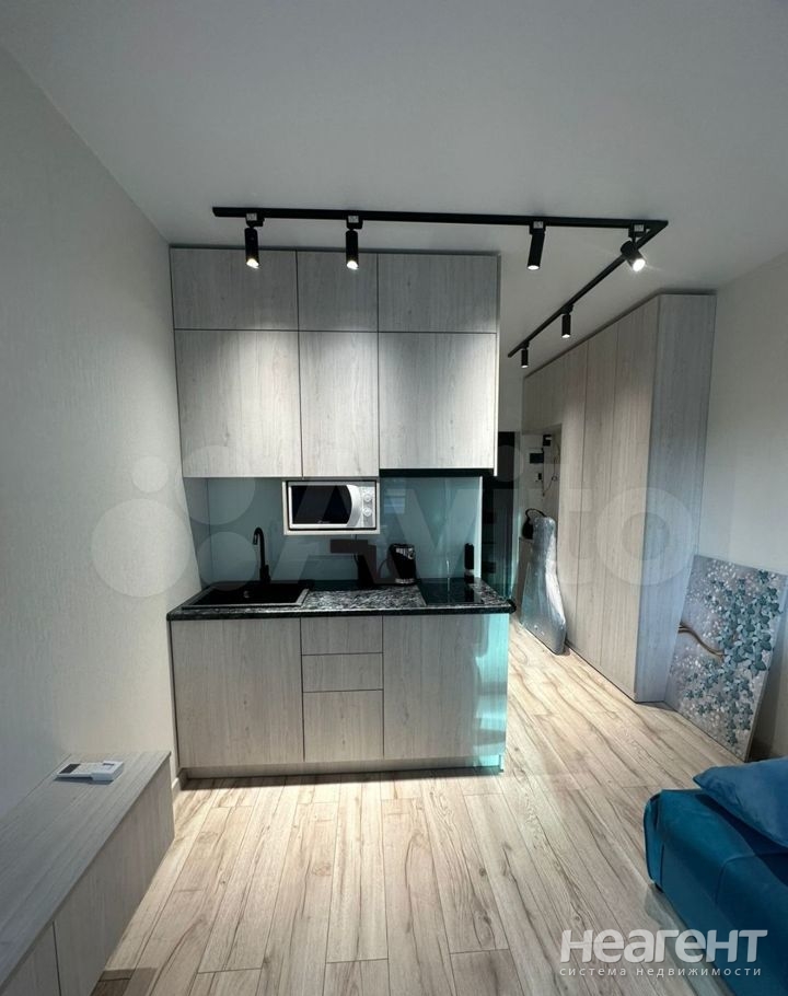 Продается 1-комнатная квартира, 18,3 м²