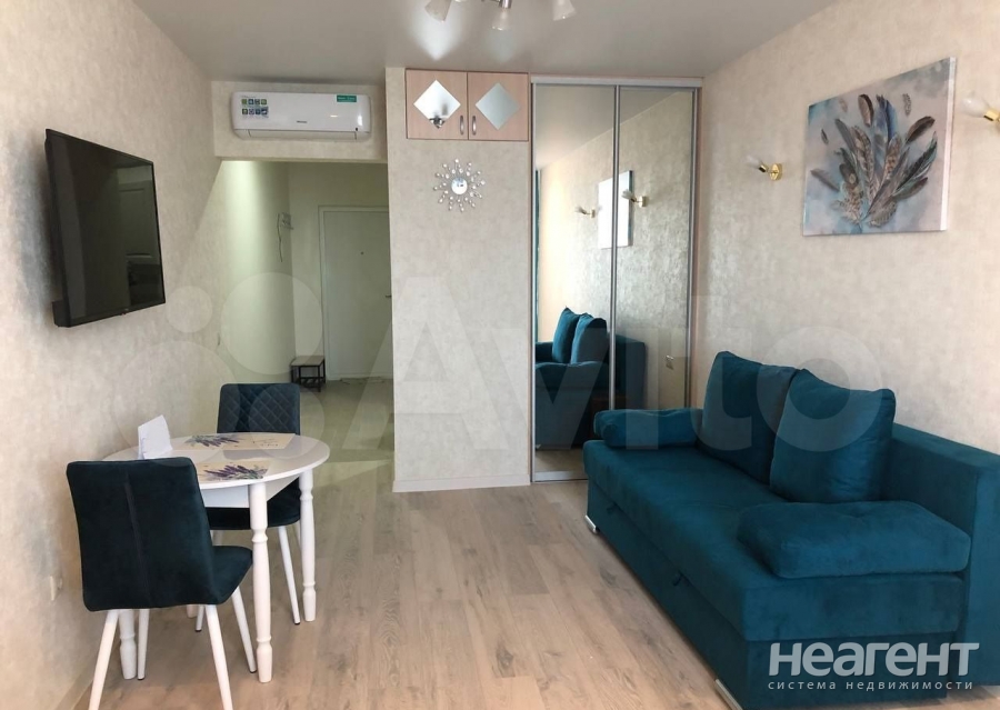 Продается 1-комнатная квартира, 35 м²