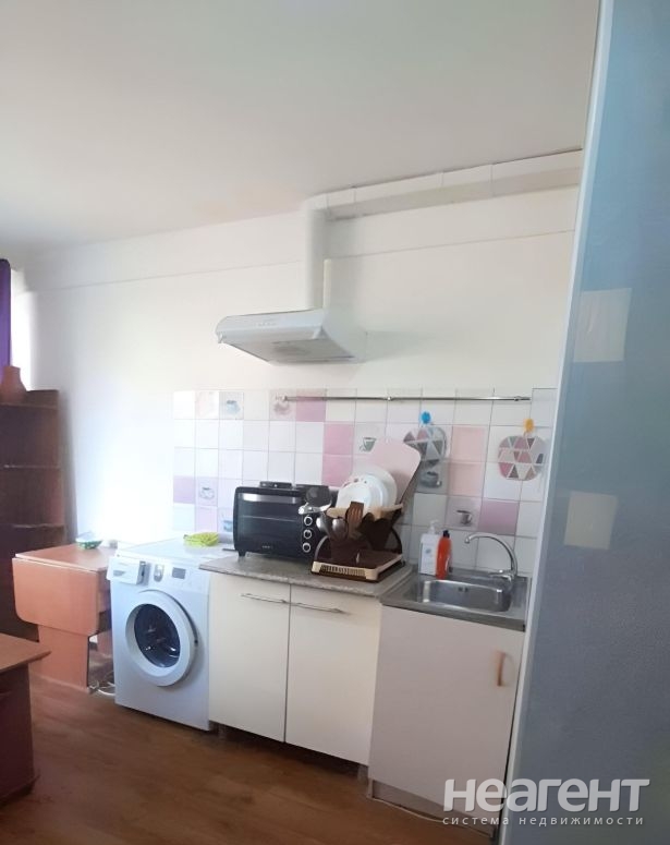 Продается 1-комнатная квартира, 15 м²