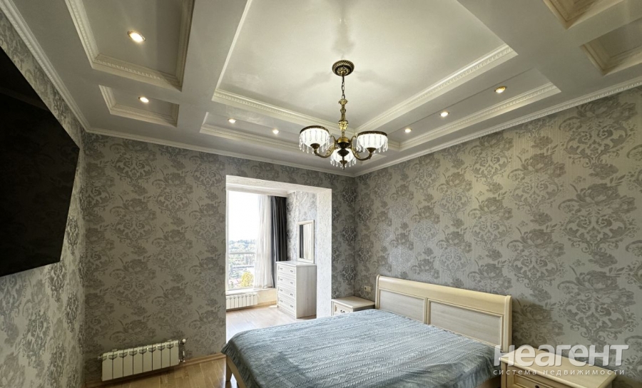 Продается 3-х комнатная квартира, 124 м²