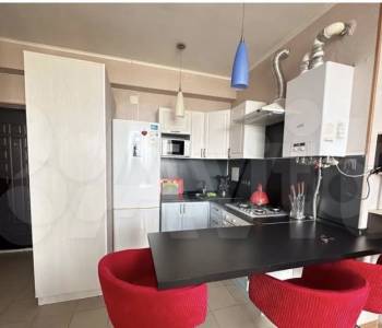 Продается 1-комнатная квартира, 38 м²