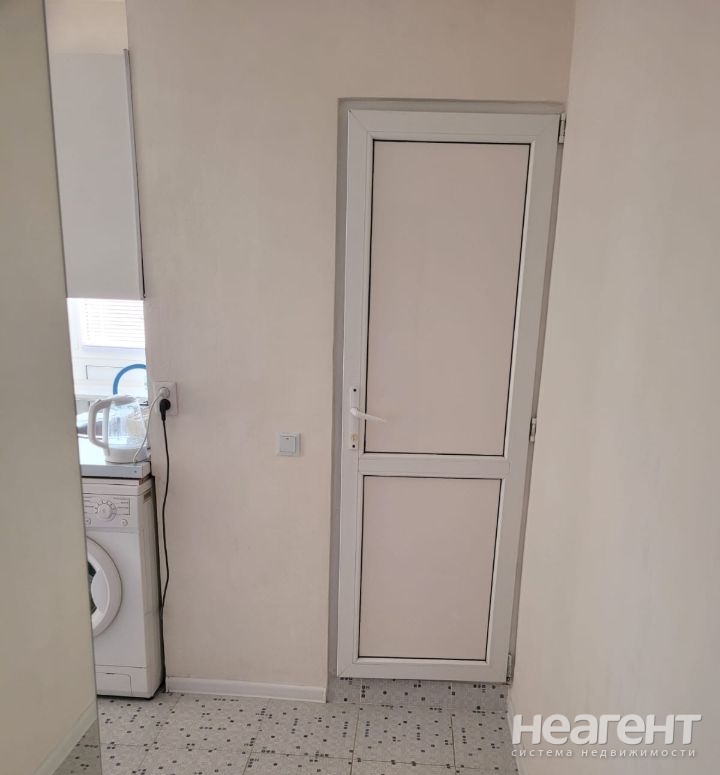 Сдается 1-комнатная квартира, 27 м²