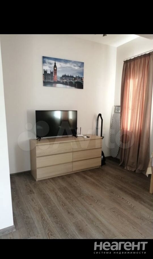 Сдается 1-комнатная квартира, 47 м²