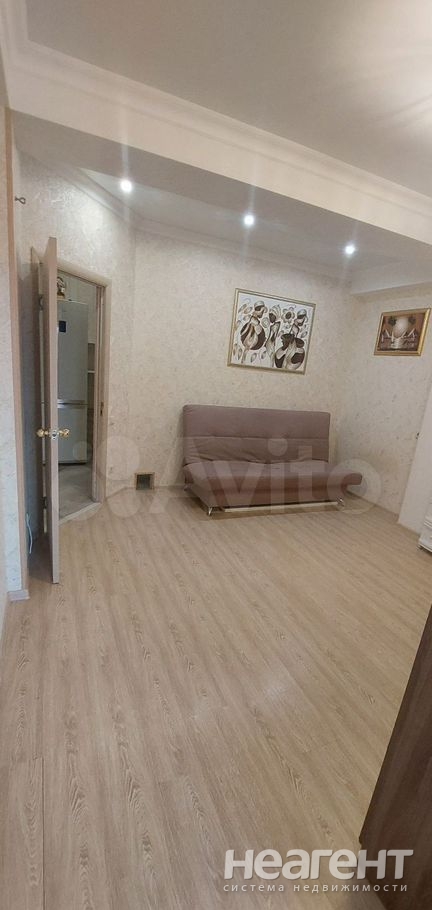 Продается 2-х комнатная квартира, 62 м²