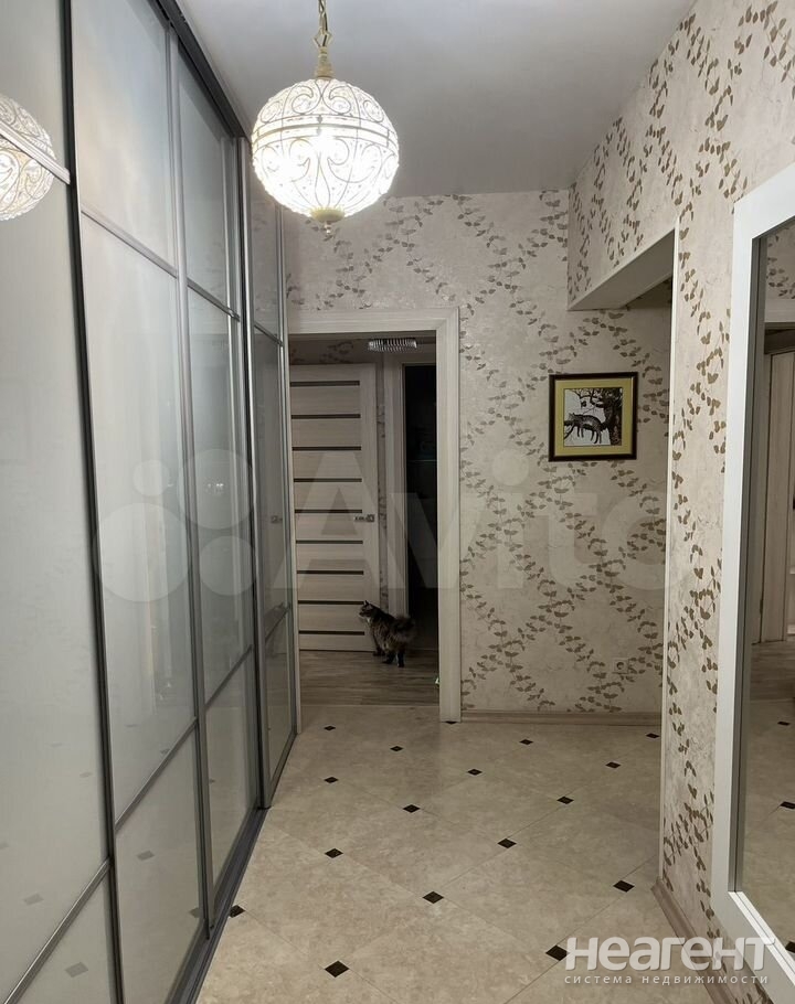 Продается 3-х комнатная квартира, 99,6 м²