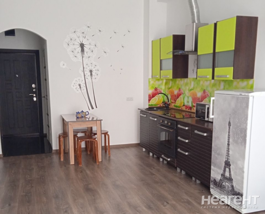 Сдается 1-комнатная квартира, 30 м²