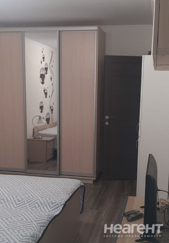 Сдается 1-комнатная квартира, 32 м²