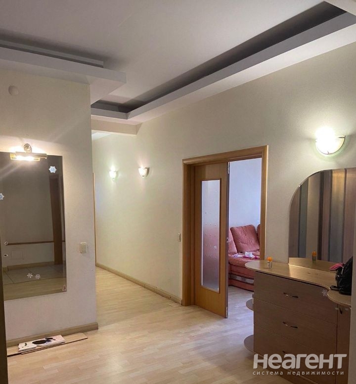 Продается 3-х комнатная квартира, 134,4 м²