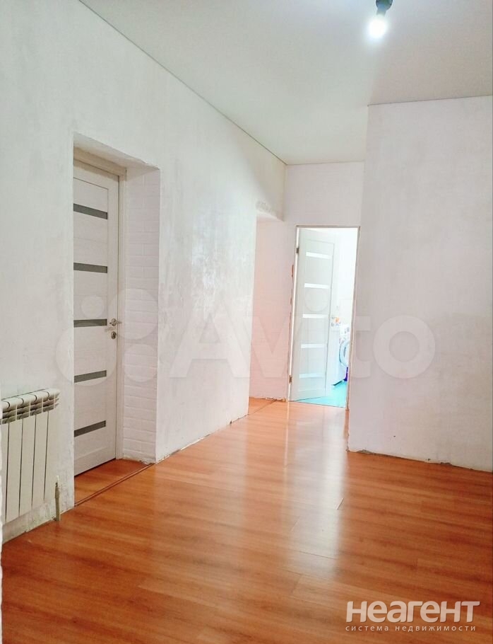 Продается Многокомнатная квартира, 94 м²