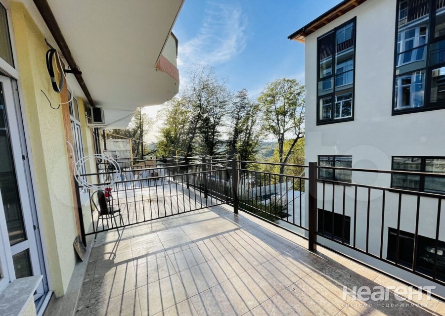 Продается 1-комнатная квартира, 38 м²