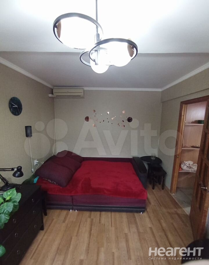 Продается 1-комнатная квартира, 29,4 м²