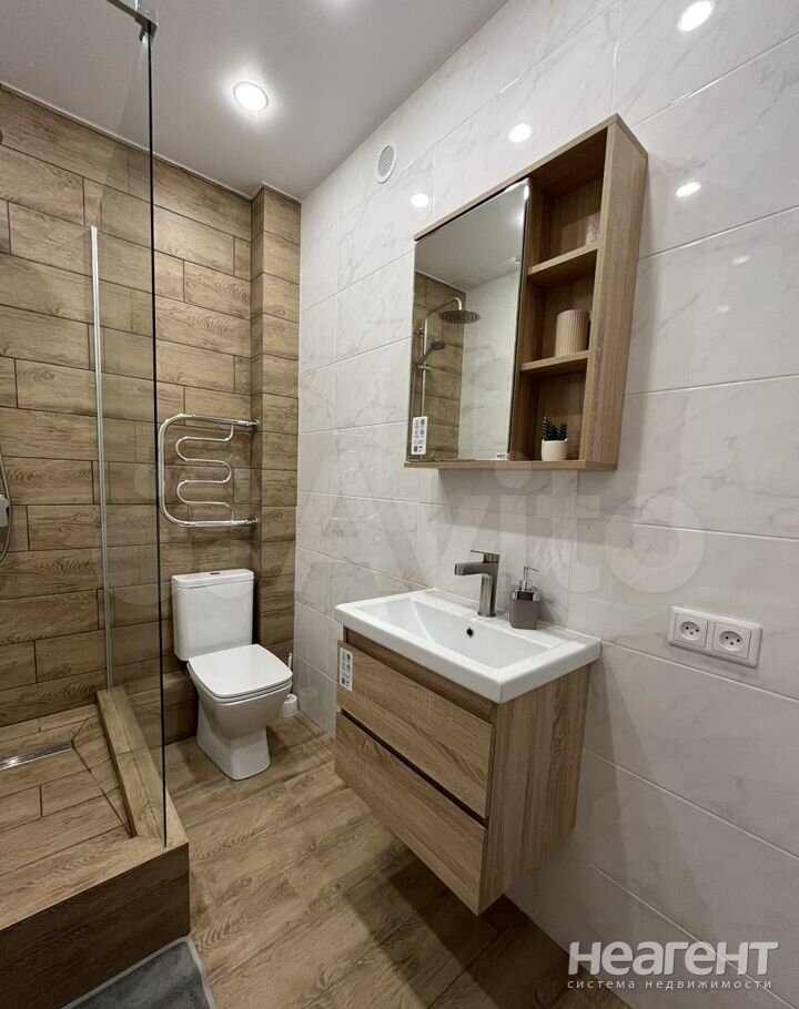 Продается 1-комнатная квартира, 28,4 м²