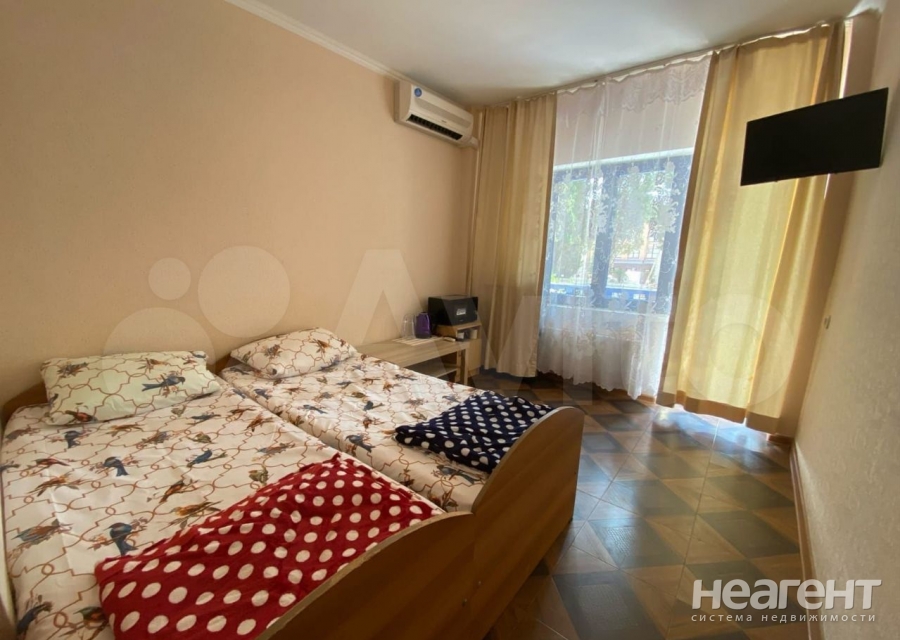 Продается 1-комнатная квартира, 18 м²