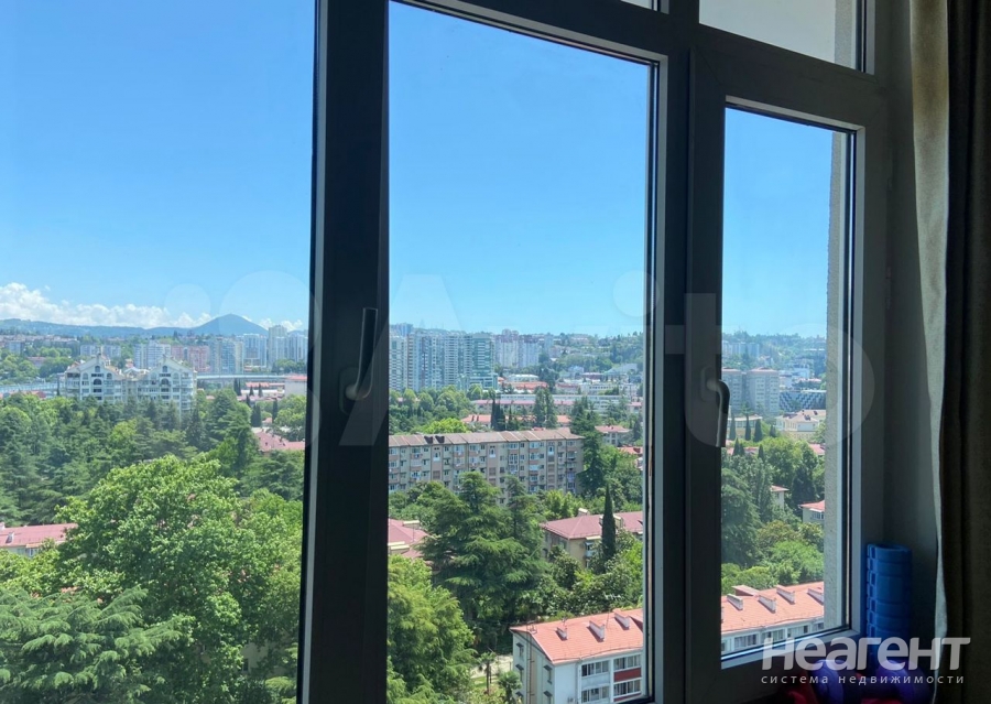 Продается 3-х комнатная квартира, 140 м²