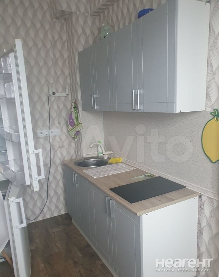 Продается 1-комнатная квартира, 36 м²