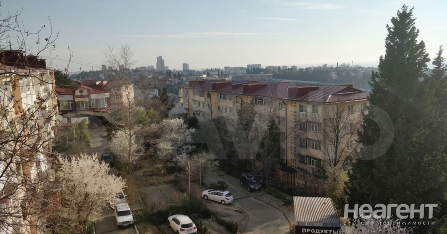 Продается 1-комнатная квартира, 18 м²