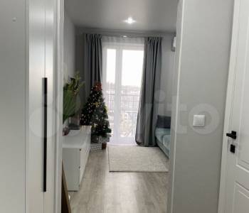 Продается 1-комнатная квартира, 37 м²
