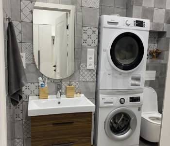 Продается 1-комнатная квартира, 37 м²