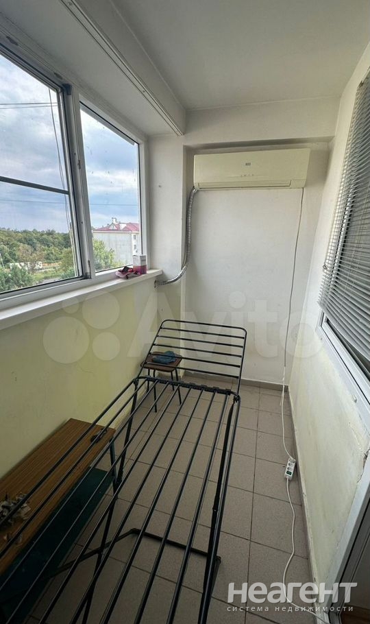 Продается 1-комнатная квартира, 42,5 м²